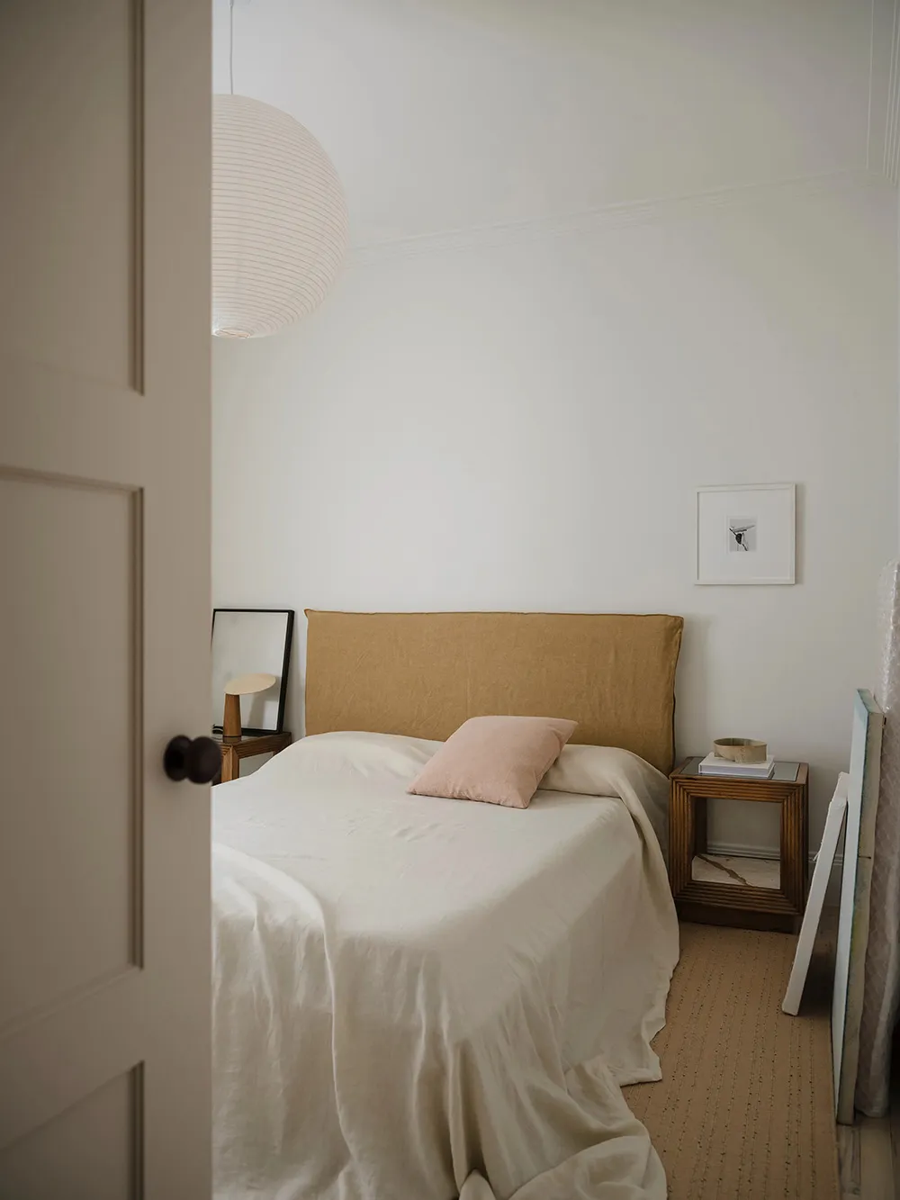 Interior agradable de apartamento pequeño con arcos en Sydney - Gallery image 14
