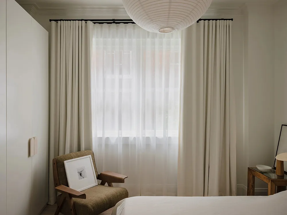 Interior agradable de apartamento pequeño con arcos en Sydney - Gallery image 15