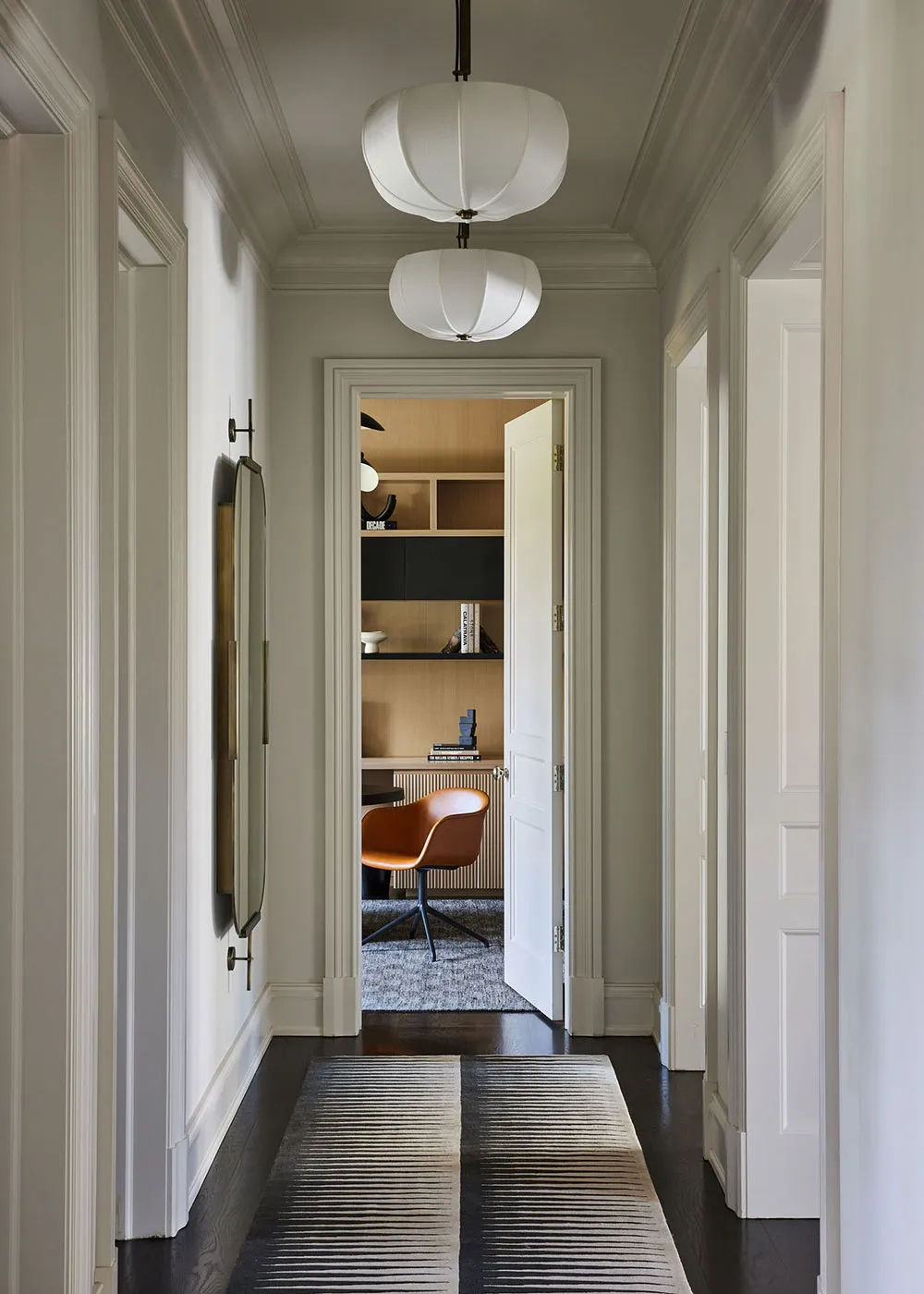 Diseño moderno refinado con soluciones atrevidas: townhouse en el tranquilo centro de Nueva York - Gallery image 24