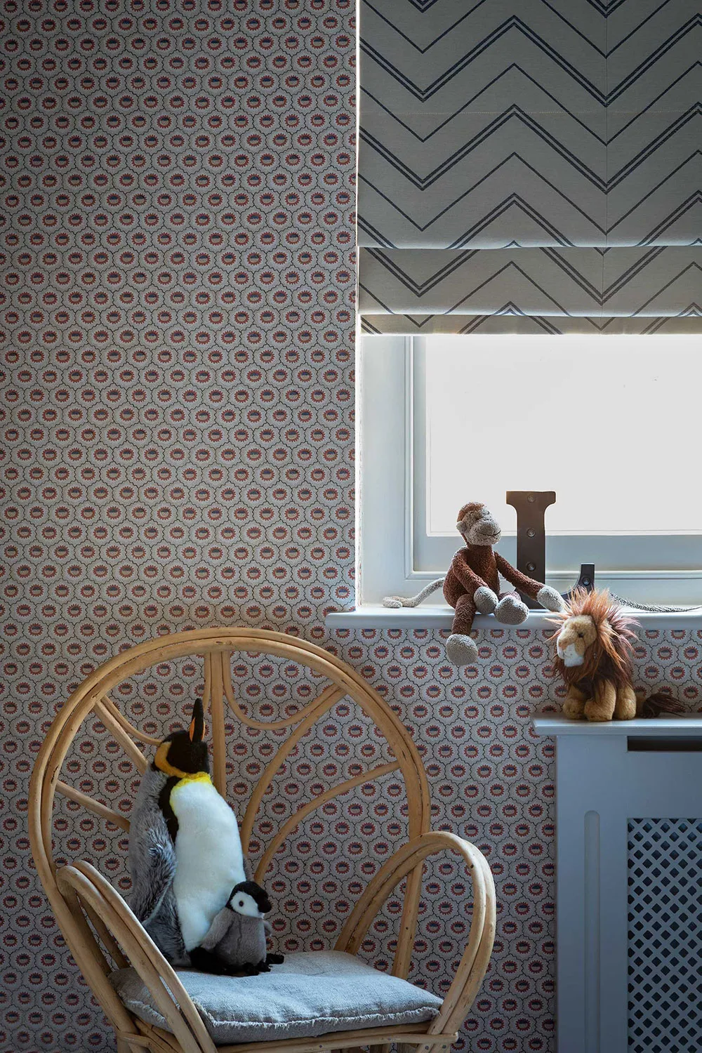 Piękne kolory w designie domu rodzinnego w Anglii - Gallery image 9