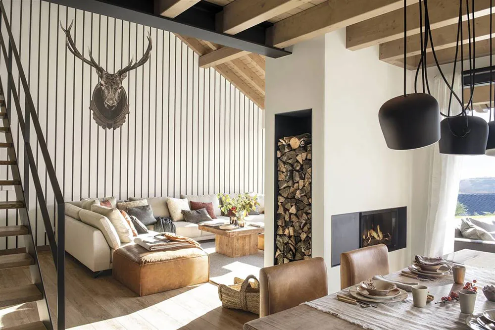 Maison dans les Pyrénées : intérieur dominé par le bois, qui a l'air moderne - Gallery image 4