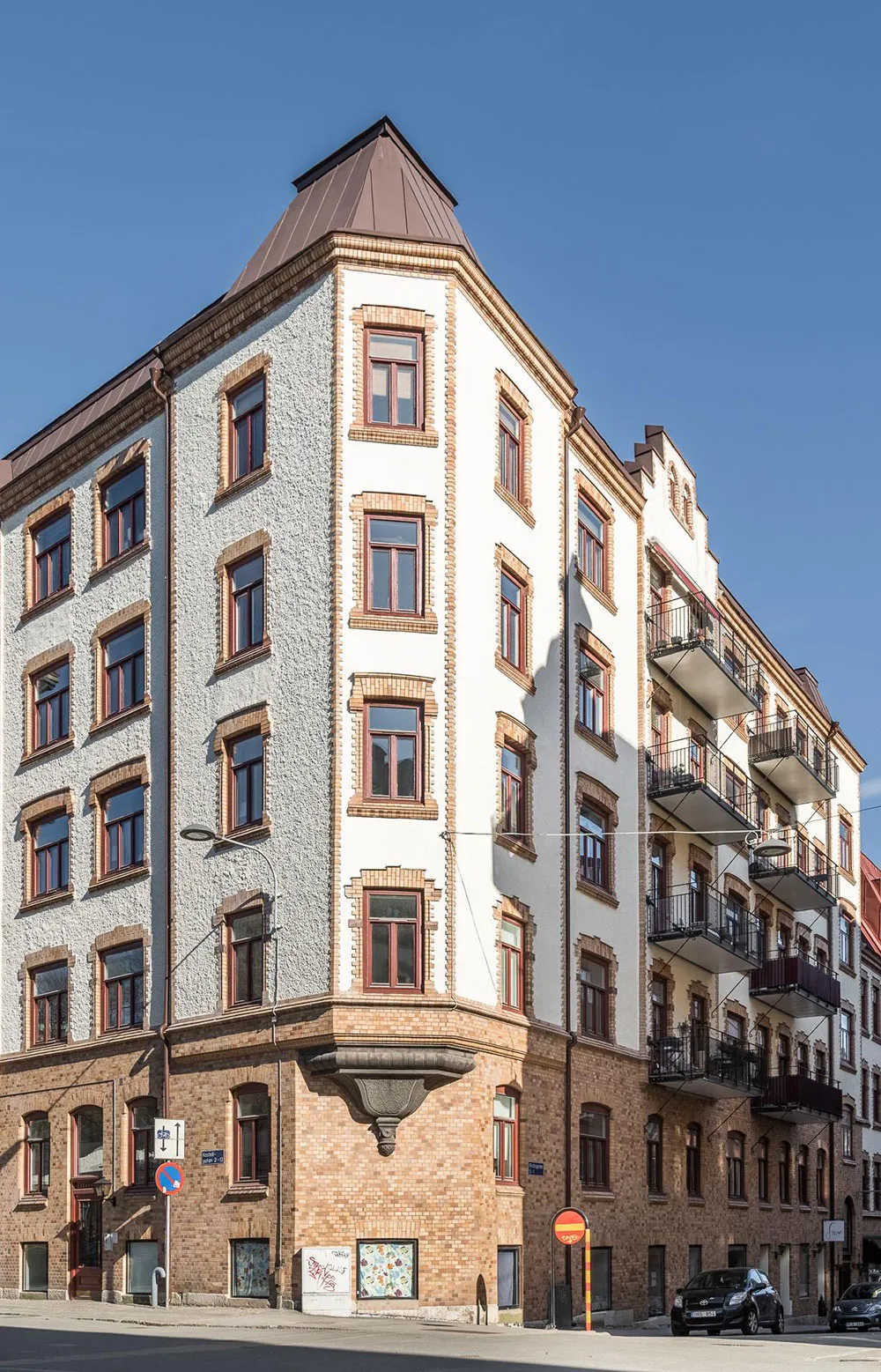 Warm Decor and Autumn Notes: Pleasant Interior in Sweden (76 sq. m) - Gallery image 24