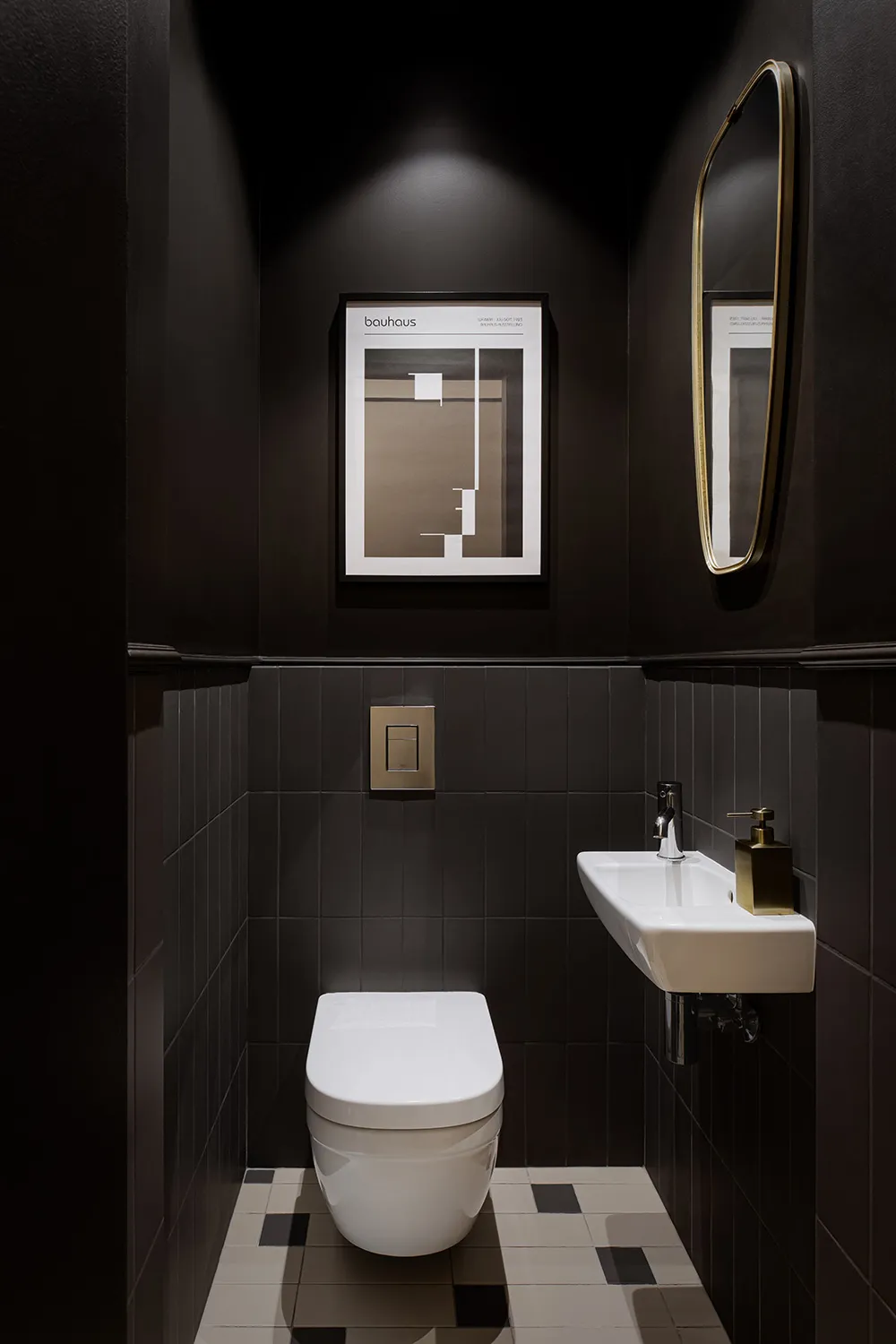 Elegant Modern Interior in a 100-Year-Old House in Gdansk - Gallery image 18