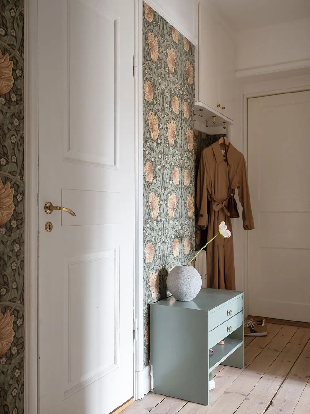 Naturalité et vintage : une chambre chaleureuse à Stockholm (69 m²) - Gallery image 23