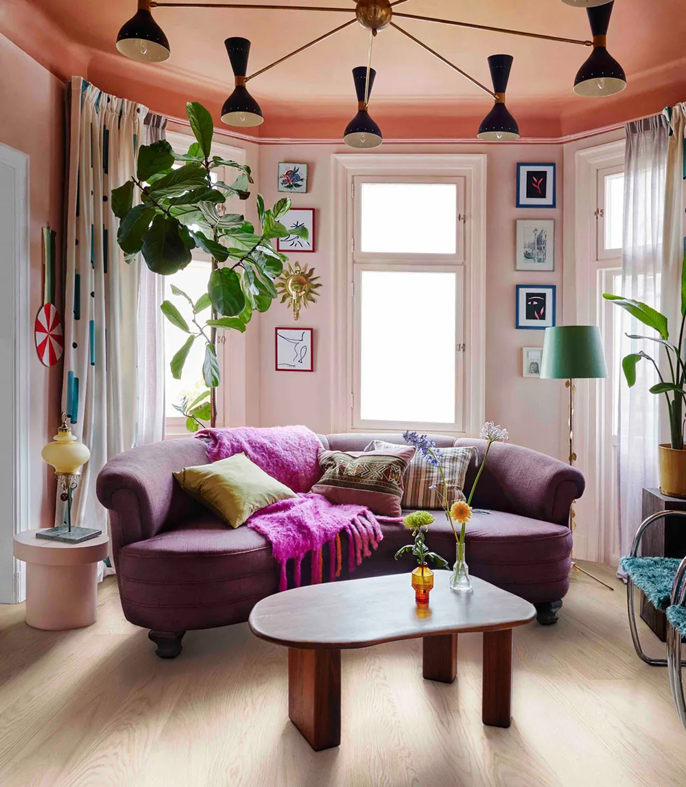 Encore un peu d'inspirations colorées de l'emboutisseur Dennis Valencia - Gallery image 1