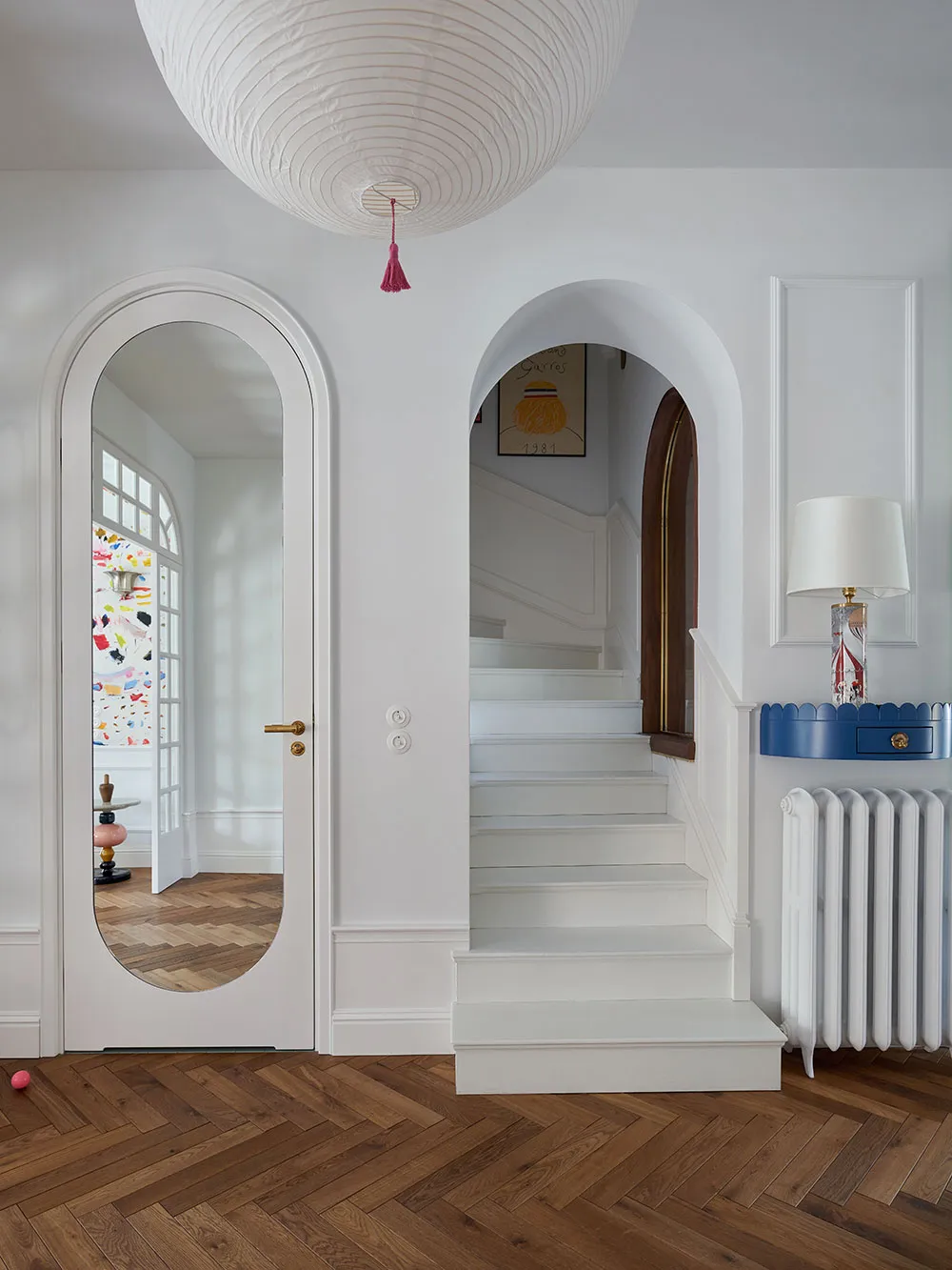 Kolorowy design w wygodnym domu w stylu art-deco w Warszawie - Gallery image 3