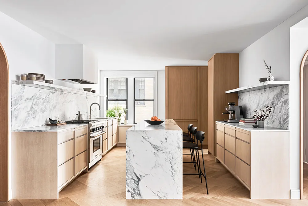 古くて狭いアパートから広々としたモダンなアパートへ:ニューヨークのインテリアデザイン - Gallery image 2