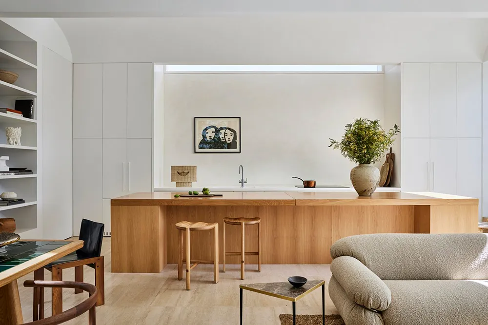 シドニーにある、裸足で歩きたくなるようなモダンな家 - Gallery image 2