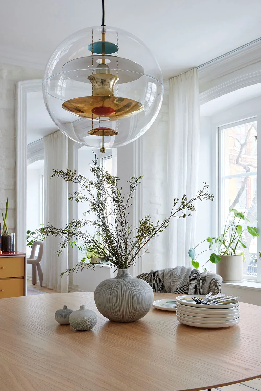 Scandinavie joyeuse : appartement aux couleurs vives et meubles design à Stockholm (64 m²) - Gallery image 12
