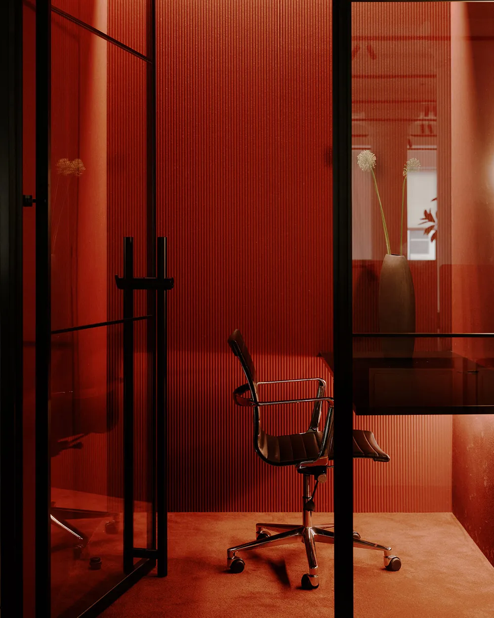 Современный офис, который вдохновляет - Gallery image 25