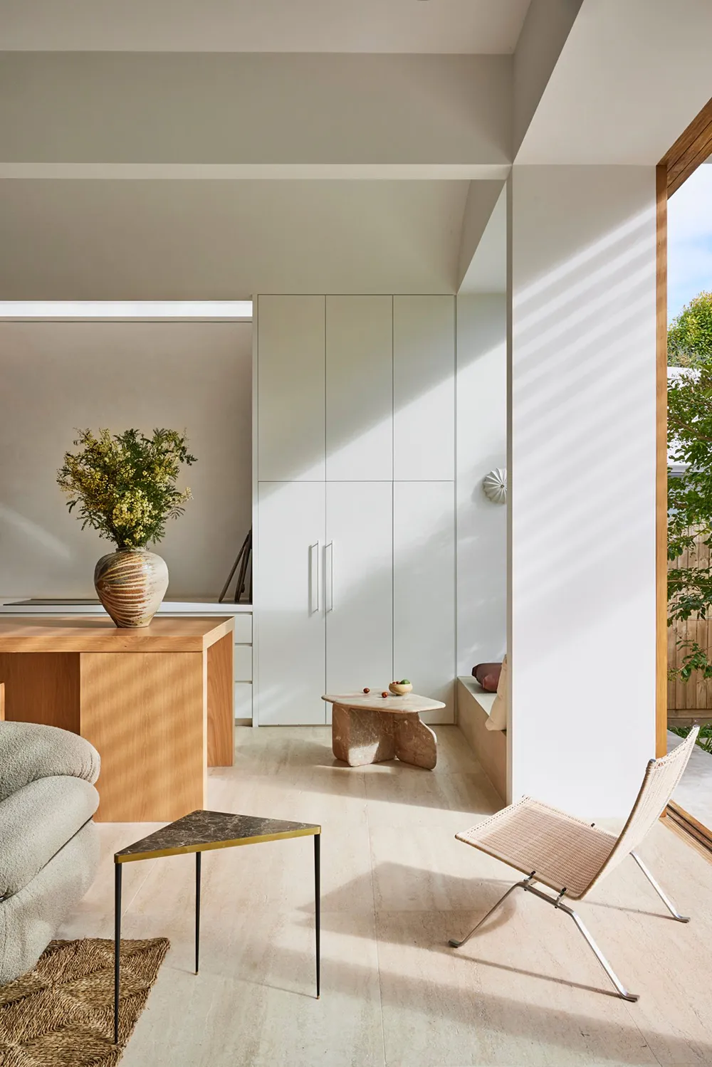 シドニーにある、裸足で歩きたくなるようなモダンな家 - Gallery image 3