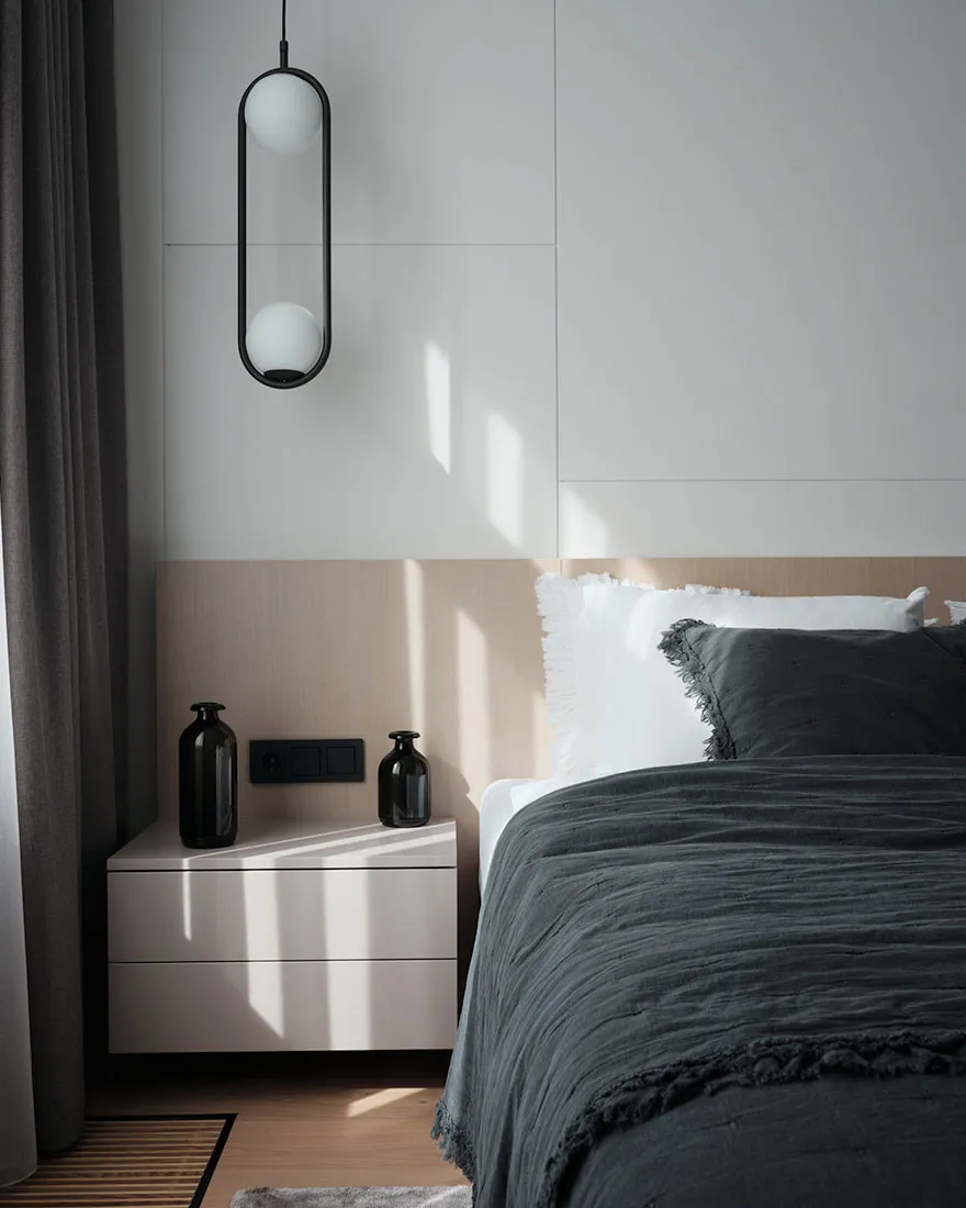 Кровать на подиуме и красный диван: квартира для студента в Санкт-Петербурге (75 кв. м) - Gallery image 15