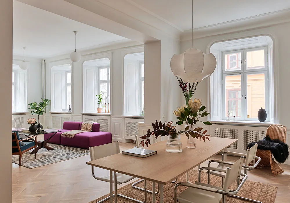 Skandynawski minimalizm z kolorowymi akcentami - Gallery image 1