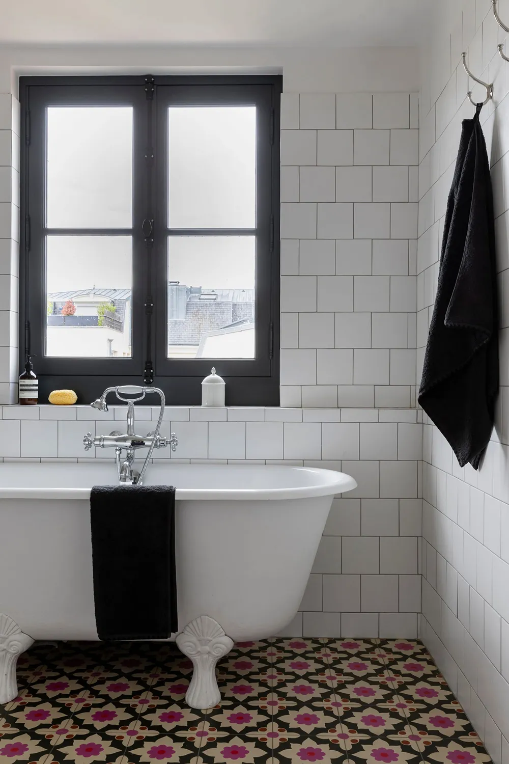 Французский дизайн вне времени: реновация дома в пригороде Парижа - Gallery image 16