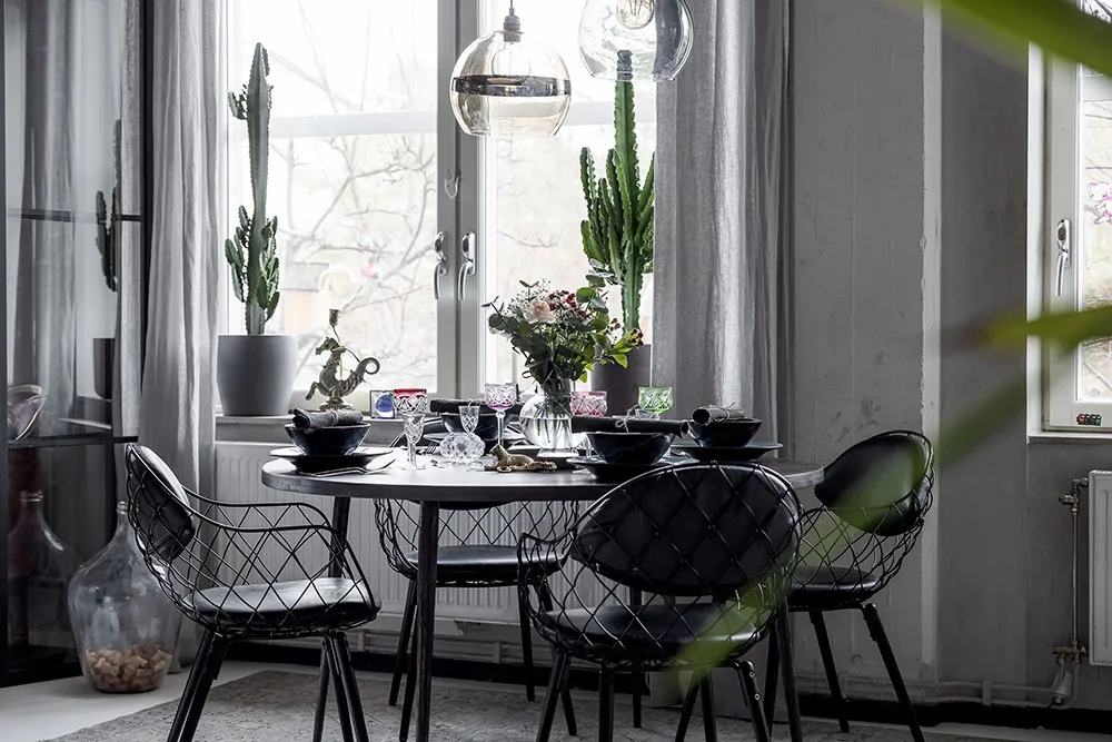 スウェーデンにある73平方メートルの魅力的なロフト付きアパートのデザインにおける様々なスタイルの要素 - Gallery image 8