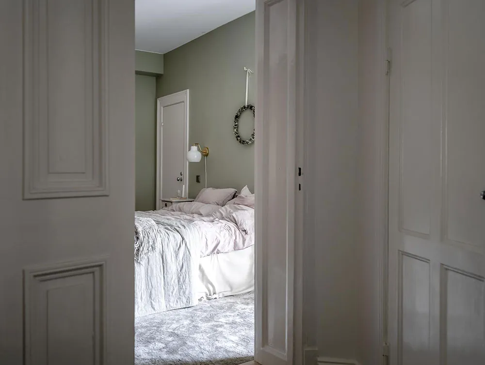 Belles portes noires et teintes intéressantes : appartement à Gothenburg (74 m²) - Gallery image 16