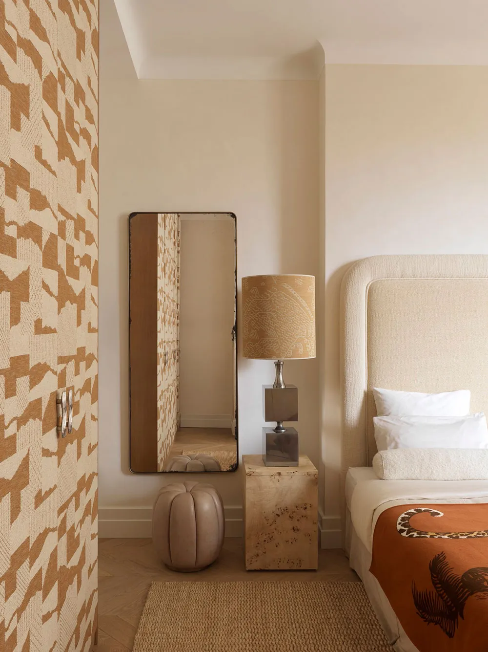 Теплий ар-деко в дизайні апартаментів у Парижі - Gallery image 10