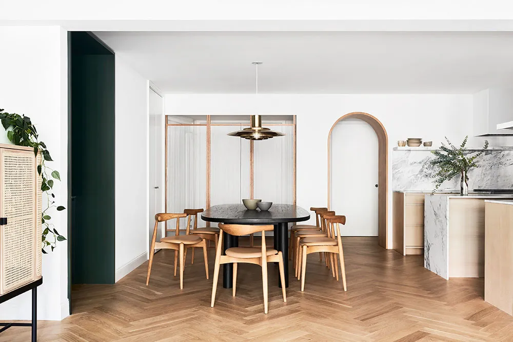 古くて狭いアパートから広々としたモダンなアパートへ:ニューヨークのインテリアデザイン - Gallery image 3