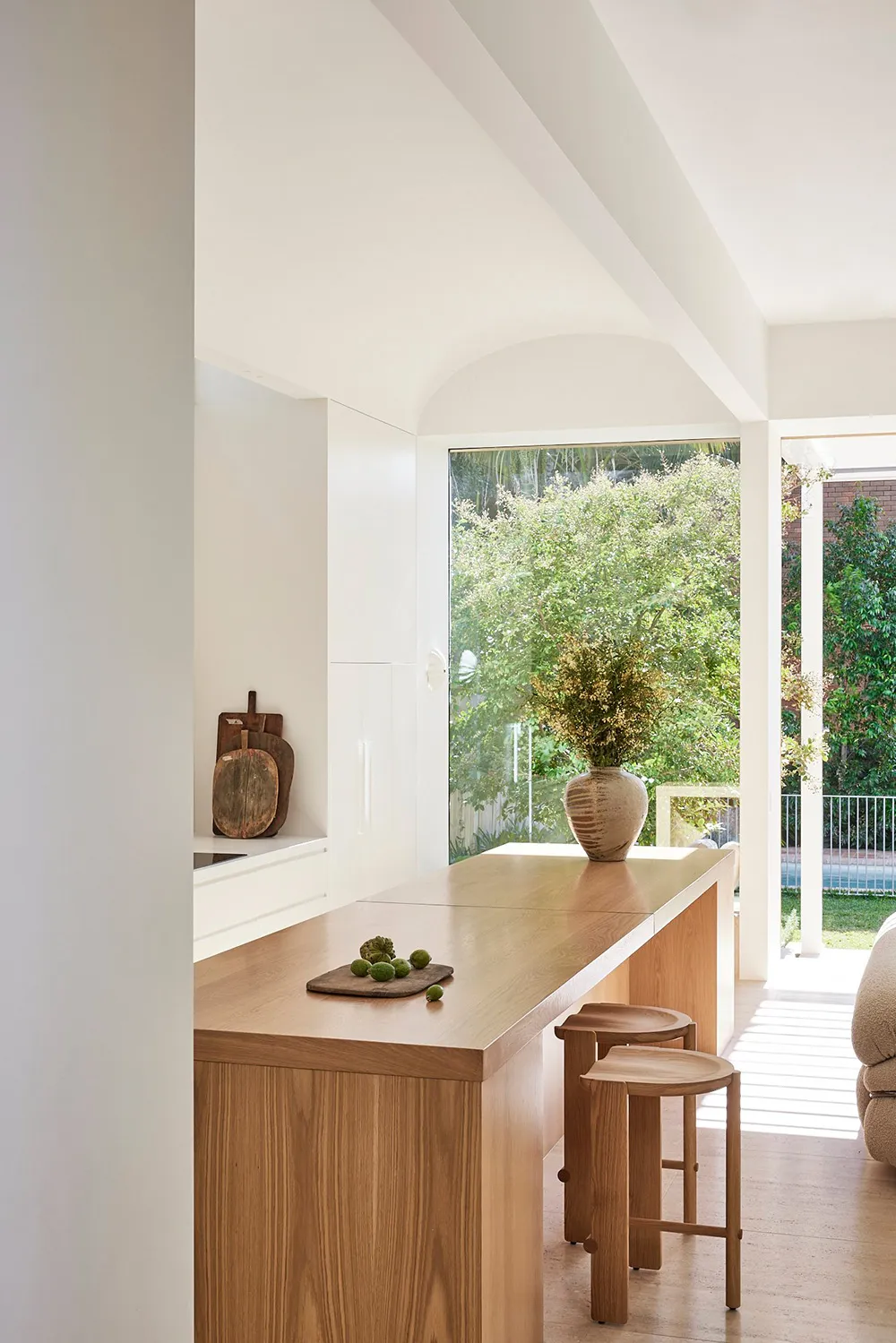 シドニーにある、裸足で歩きたくなるようなモダンな家 - Gallery image 8