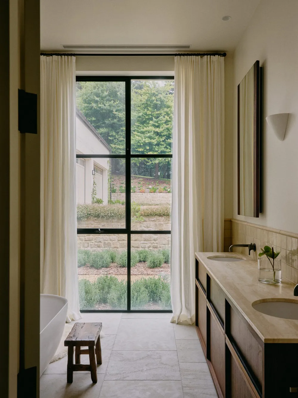 Großes und gemütliches Haus mitten in Weingärten in Melbourne - Gallery image 17