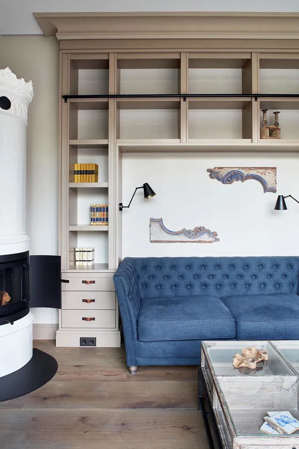 Дерев'яний будинок із спокійними природними інтер’єрами біля Різького заливу - Gallery image 10