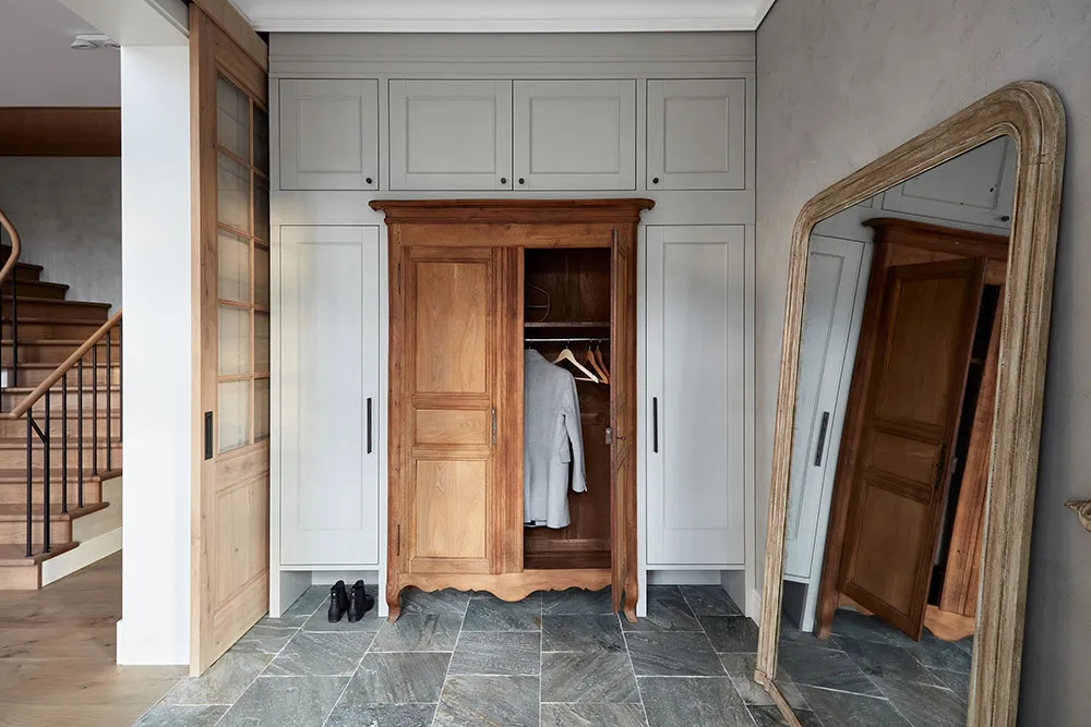 Дерев'яний будинок із спокійними природними інтер’єрами біля Різького заливу - Gallery image 8