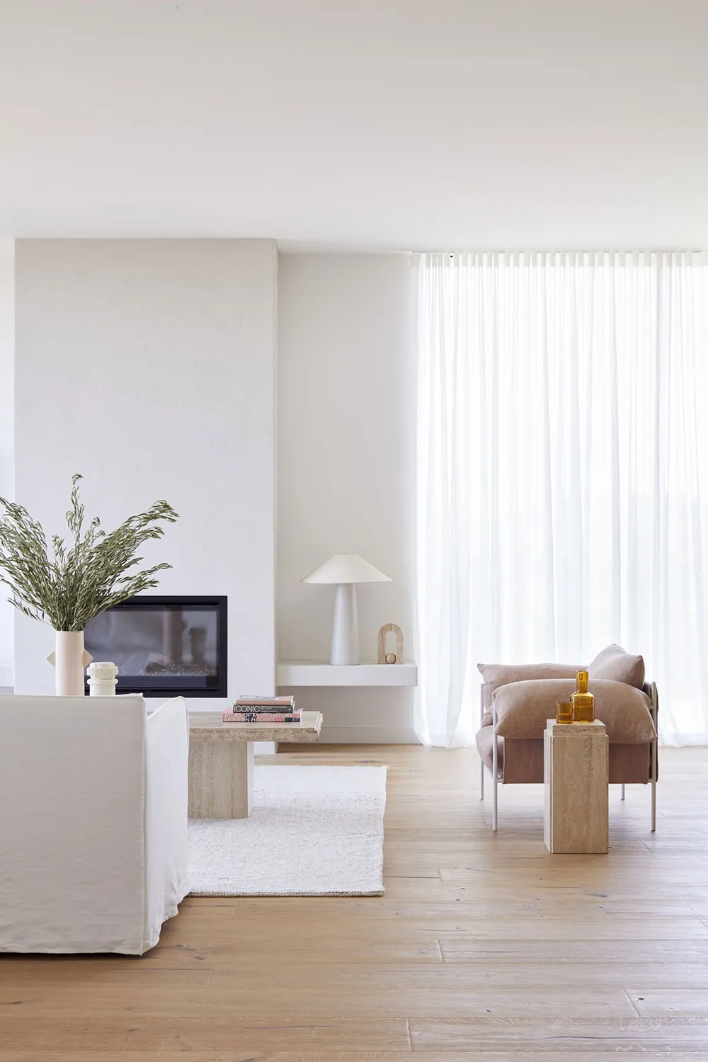 Лёгкий и воздушный натуральный интерьер современного дома в Австралии - Gallery image 5