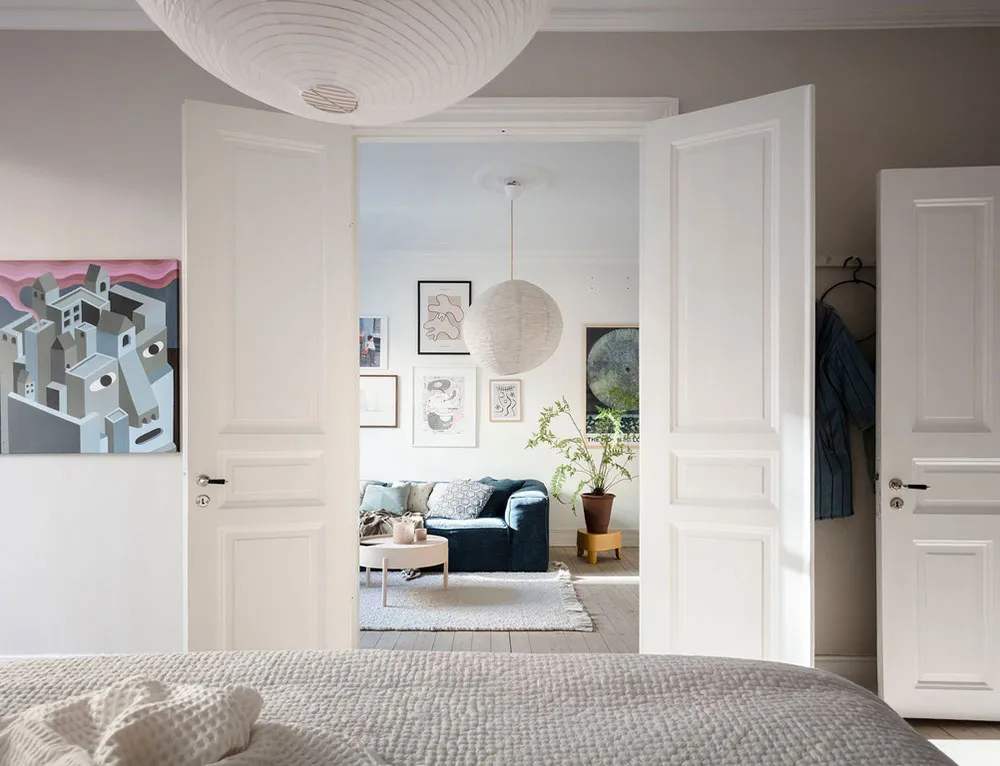 Weißer skandinavischer Interior mit lebendigem Dekor in Schweden (72 qm) - Gallery image 16