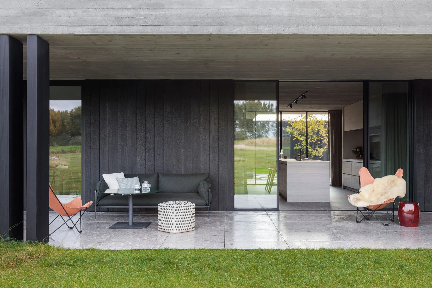 Stylish and cozy modern house in Flemish fields of Belgium - Gallery image 19