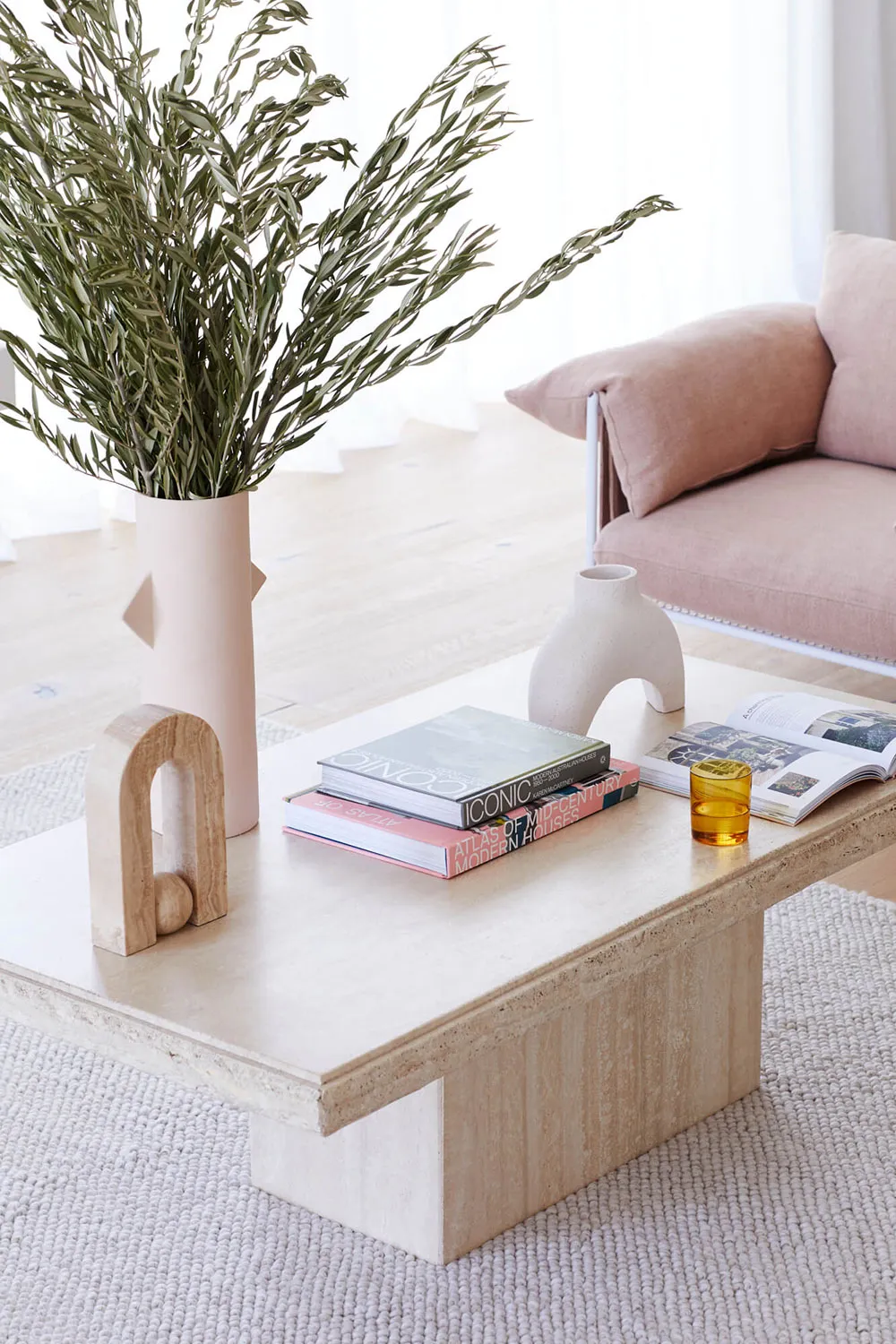 Лёгкий и воздушный натуральный интерьер современного дома в Австралии - Gallery image 3