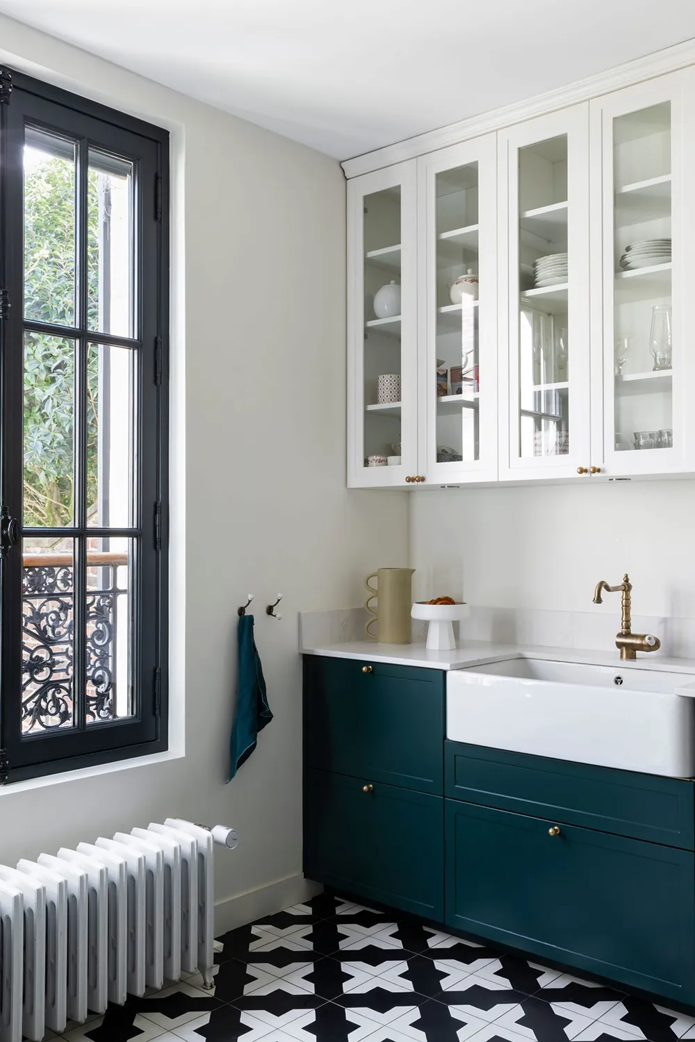 Французский дизайн вне времени: реновация дома в пригороде Парижа - Gallery image 8