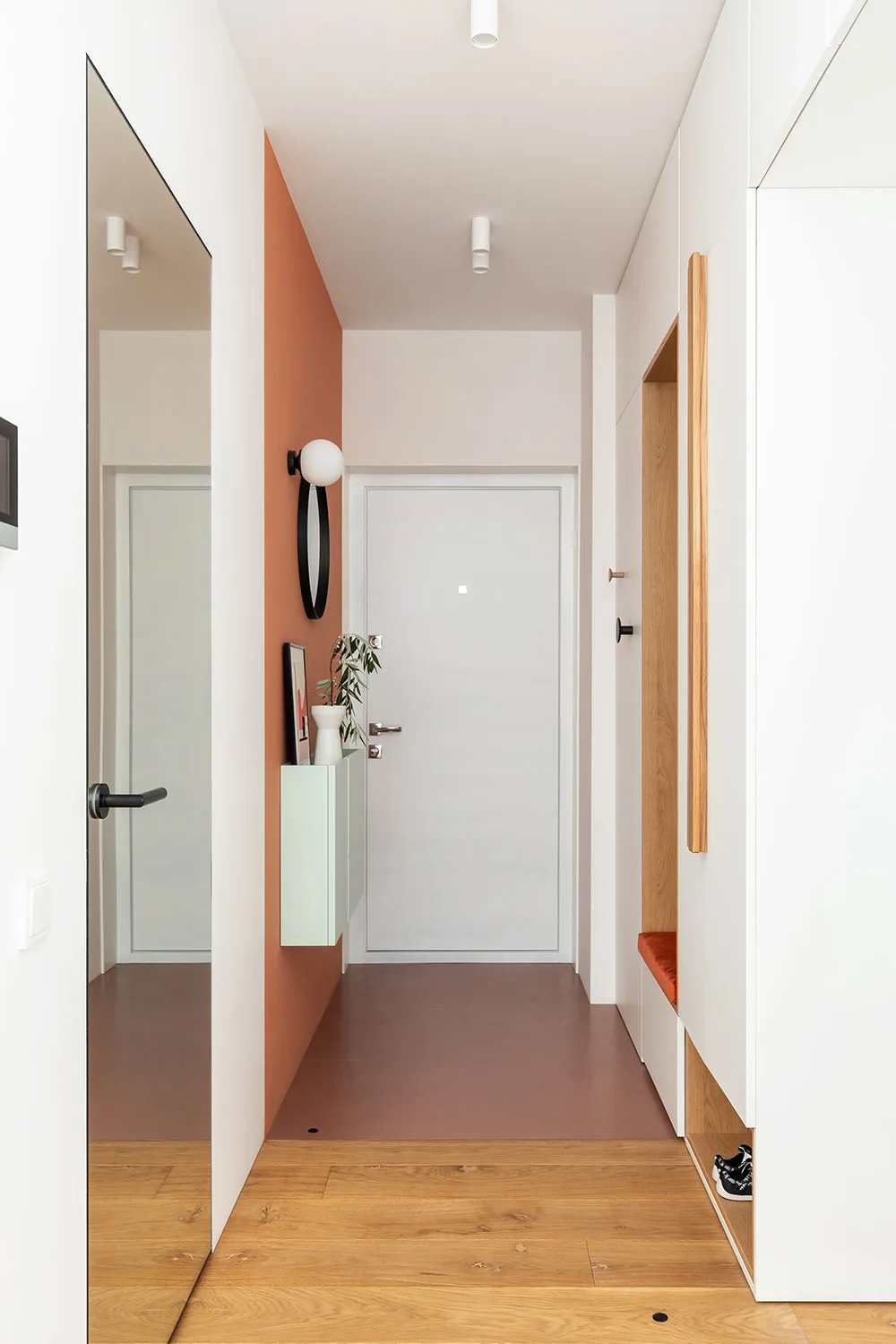 Freundliche Farben in einer kleinen Familienwohnung in Kiew (68 qm) - 28