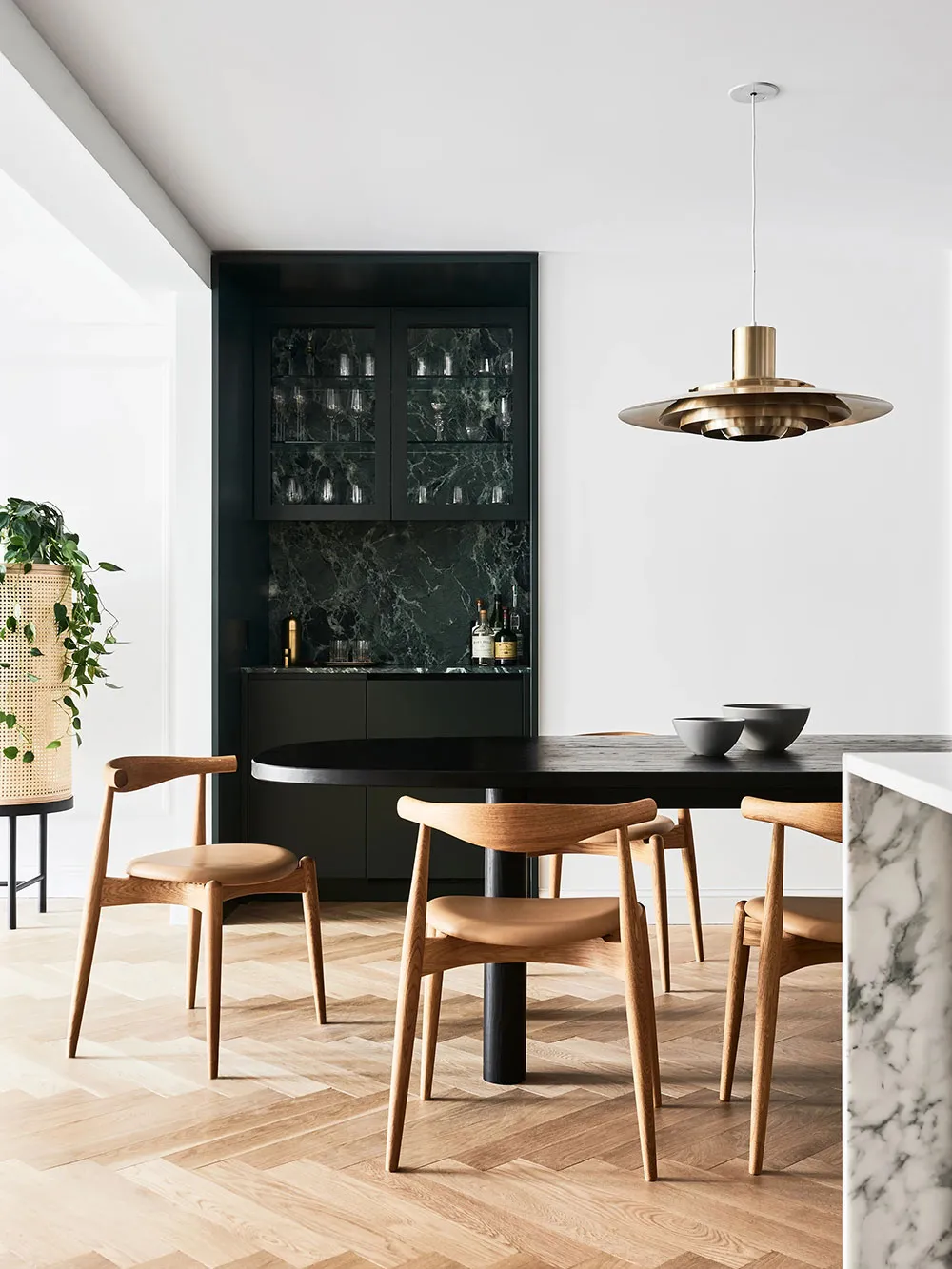 古くて狭いアパートから広々としたモダンなアパートへ:ニューヨークのインテリアデザイン - Gallery image 4