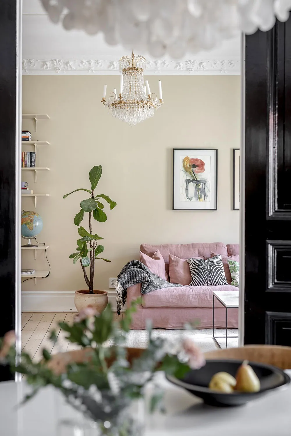 Belles portes noires et teintes intéressantes : appartement à Gothenburg (74 m²) - Gallery image 31