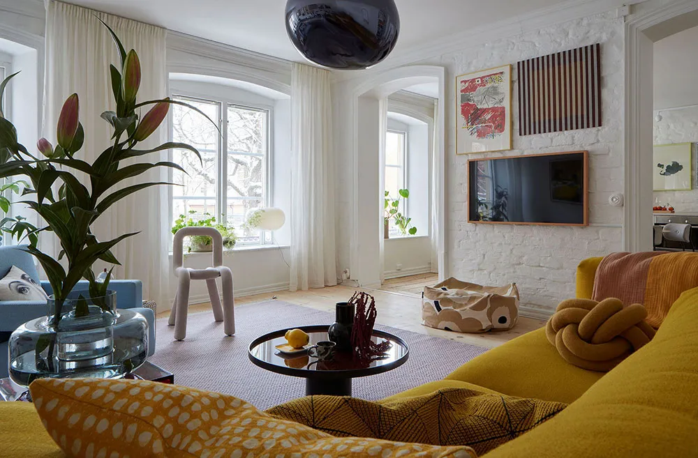 Scandinavie joyeuse : appartement aux couleurs vives et meubles design à Stockholm (64 m²) - Gallery image 6