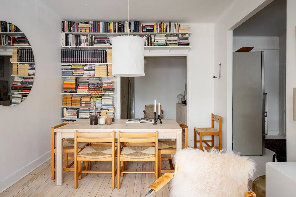 Warm Notes in the Interior of a Compact Apartment with a Through Living Room (61 sq. m) - Gallery image 8