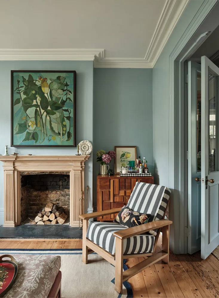 Уютный английский интерьер в прохладных оттенках - Gallery image 2