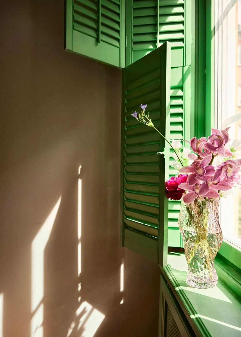 Interior in Stockholm That Radiates Warmth and Style - Gallery image 7