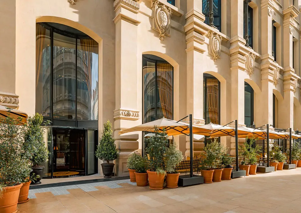 Необычный дизайн-отель рядом с Лувром в Париже - Gallery image 26