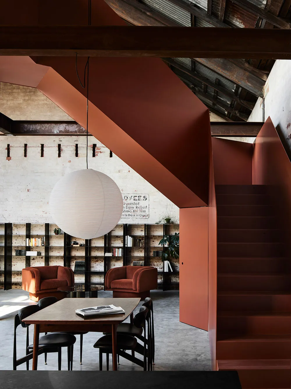 Un hermoso almacén de ladrillo se convirtió en un estilo hogar para una pareja de ancianos en Sídney - Gallery image 6