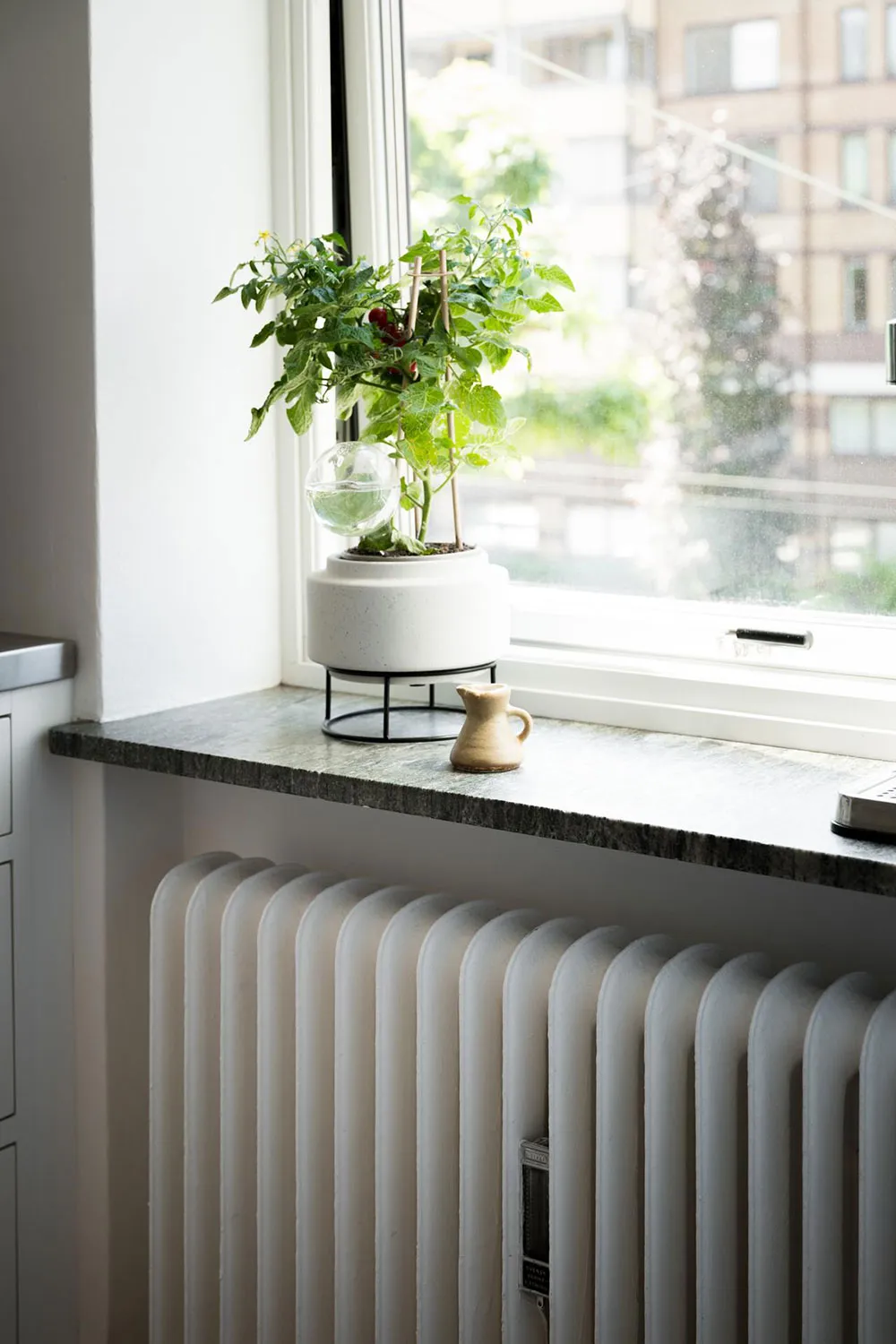 Przyjazny skandynawski interior trzykomnatnego mieszkania (75 m²) - Gallery image 8