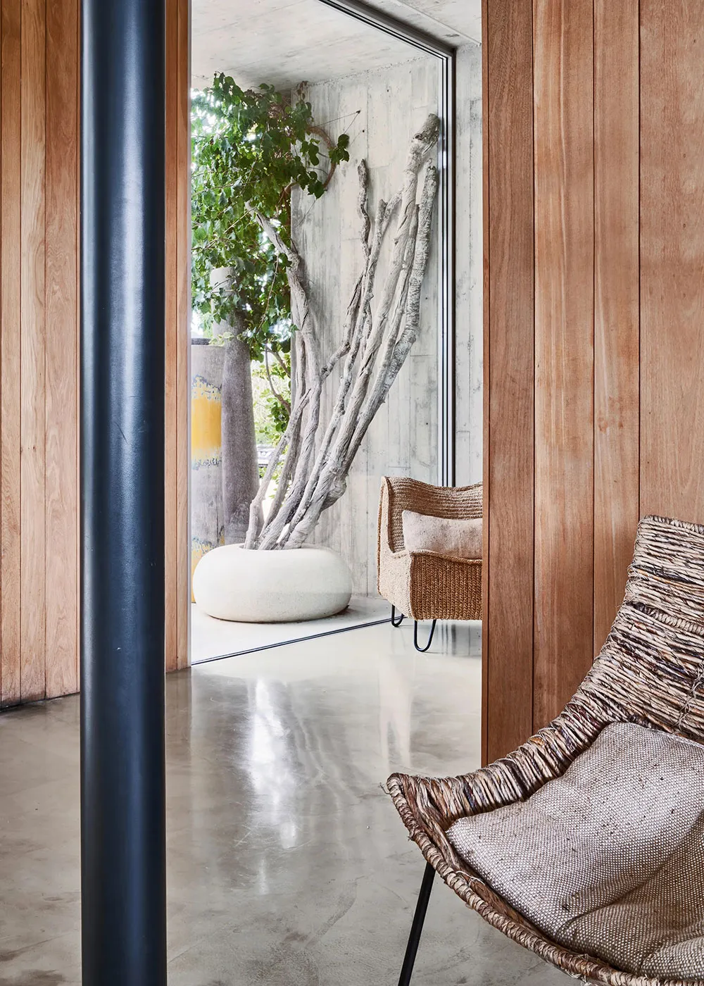 Piękno przemysłowych detali w designie nowoczesnej wille na Ibice - Gallery image 7