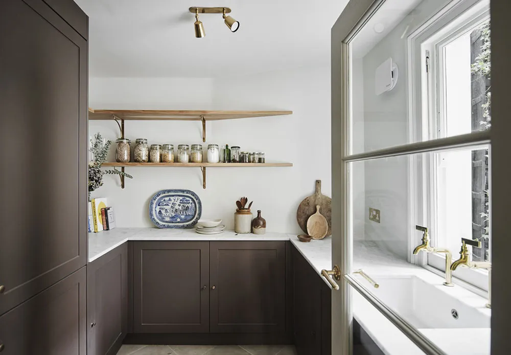 Sérénité et noblesse des intérieurs modernes d'un townhouse historique à Londres - Gallery image 22