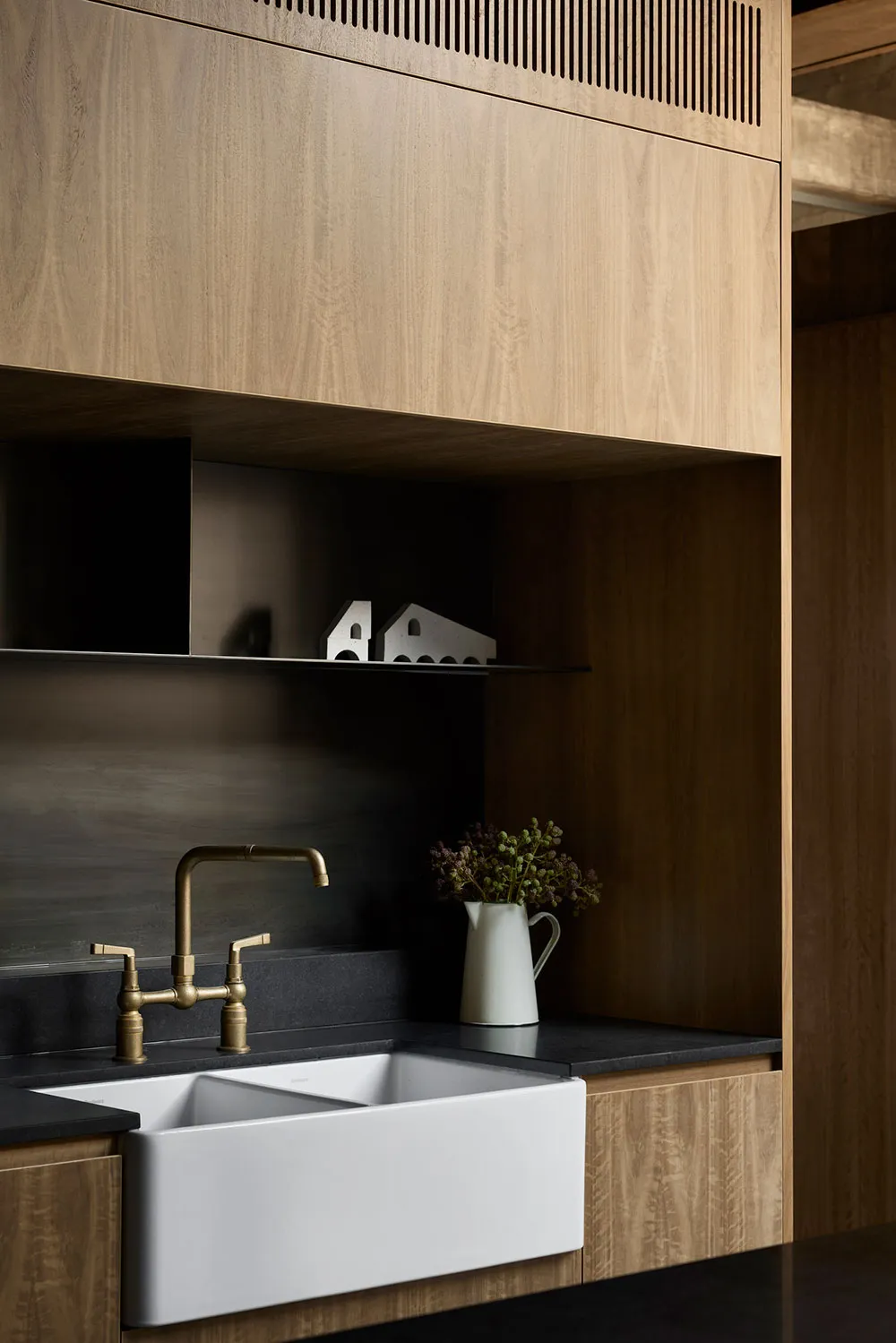 Un hermoso almacén de ladrillo se convirtió en un estilo hogar para una pareja de ancianos en Sídney - Gallery image 5