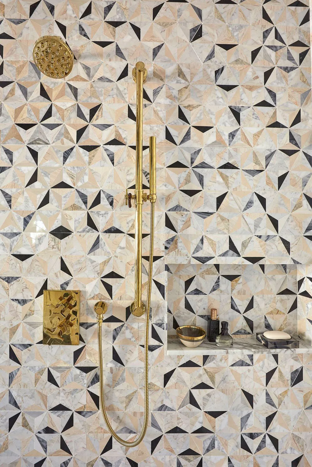 Bold Eclecticism for a Young Family in Los Angeles - Gallery image 27