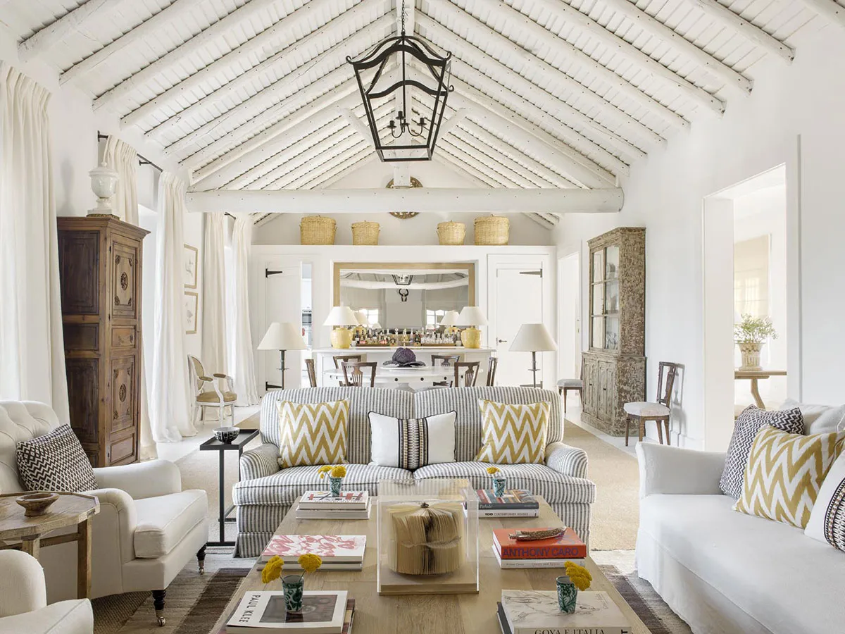 Beautiful Spanish Classic Style by Lucia Gomez-Acebo - Gallery image 4