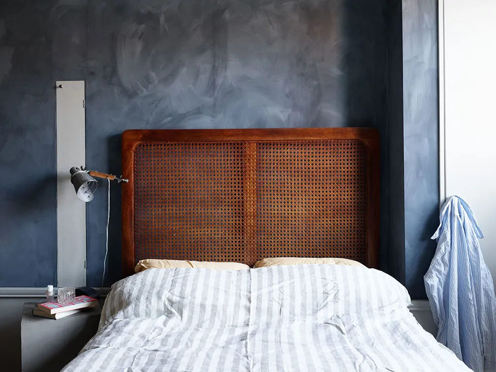 Необычный скандинавский интерьер з тьмями мазаними стінами (70 кв. м) - Gallery image 22