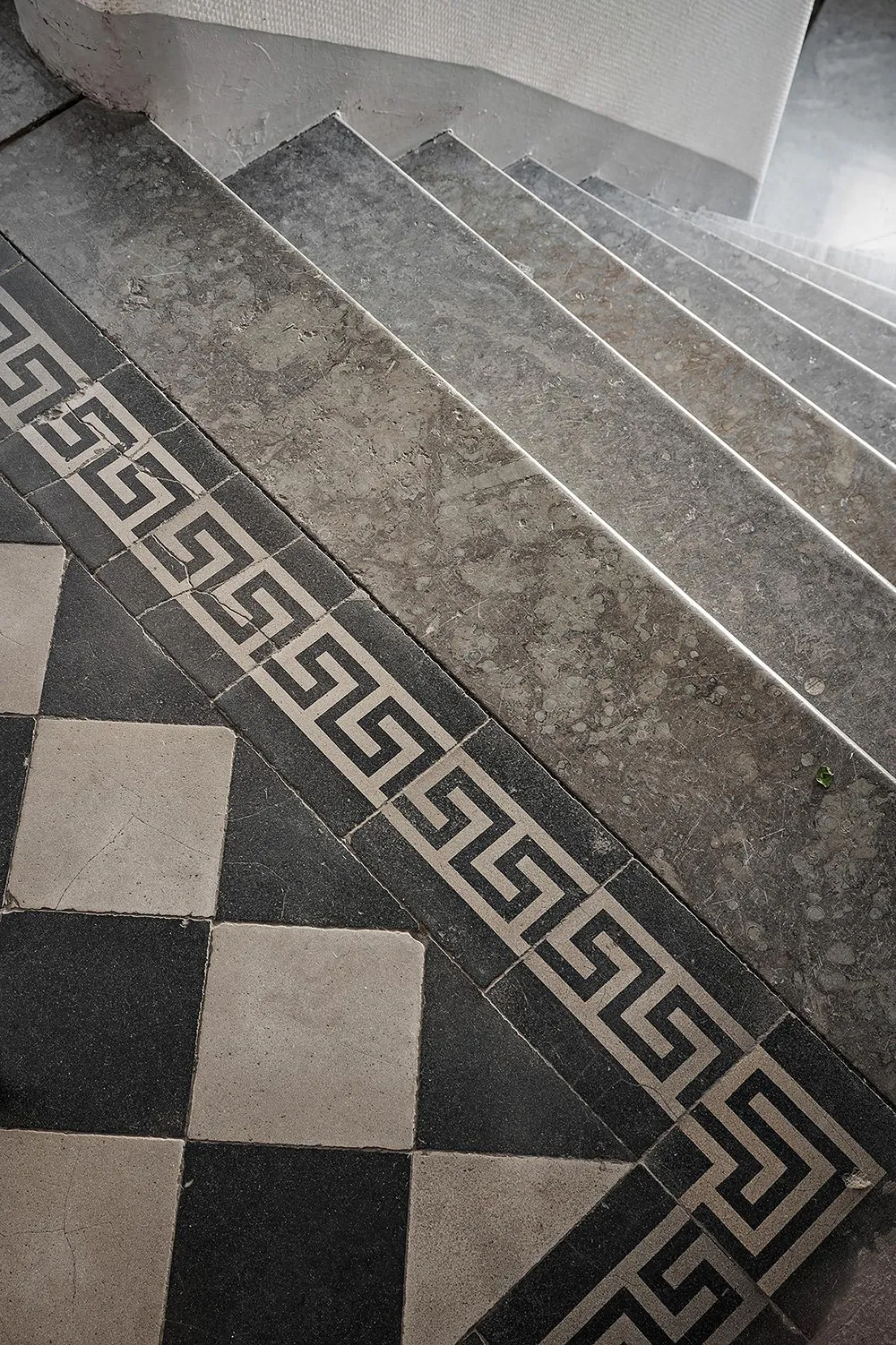 Уютный черно-белый интерьер шведской квартиры - Gallery image 30