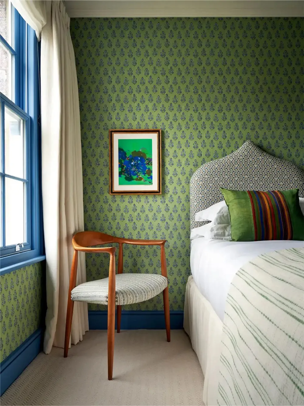 Mix lebhafter Farben und interessanter Muster im Zentrum von London - Gallery image 6