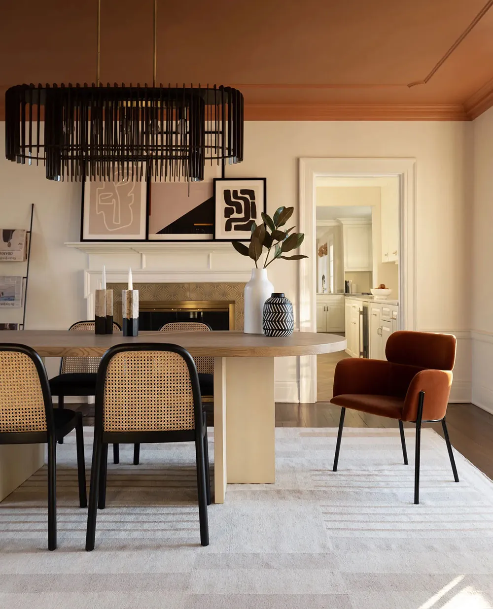 Лёгкие пастельные оттенки и осенние акценты в дизайне дома в пригороде Нью-Йорка - Gallery image 3